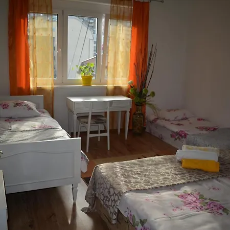 Bondi * Skopje